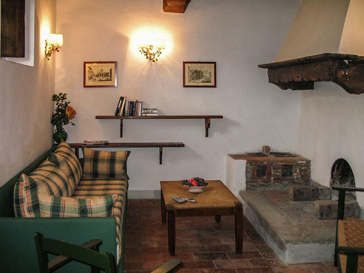 Апартаменты Fattoria Di Pietrabuona Пеша Экстерьер фото